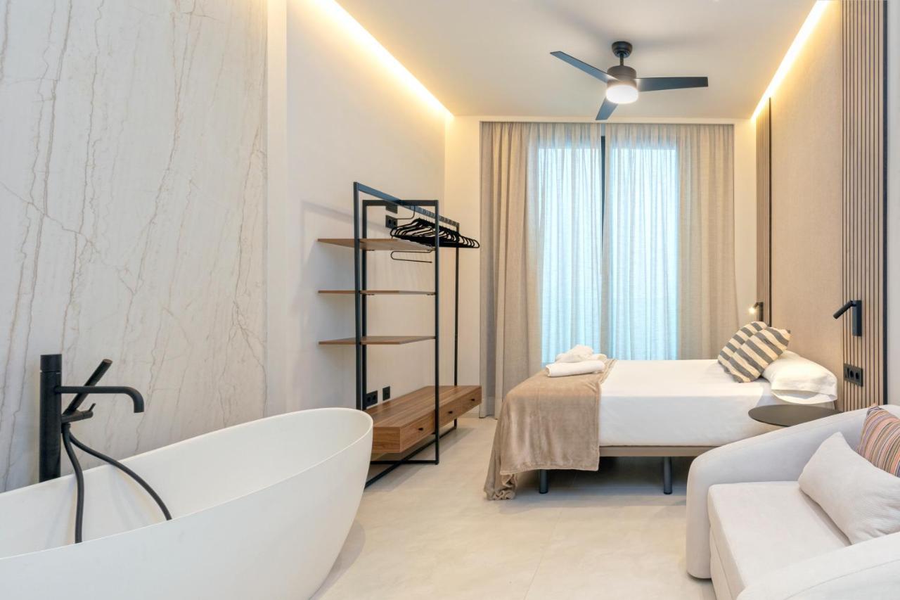 Lejlighed Magnificent Renovated 2bd 2bth Duplex With Backyard - Centre Málaga
